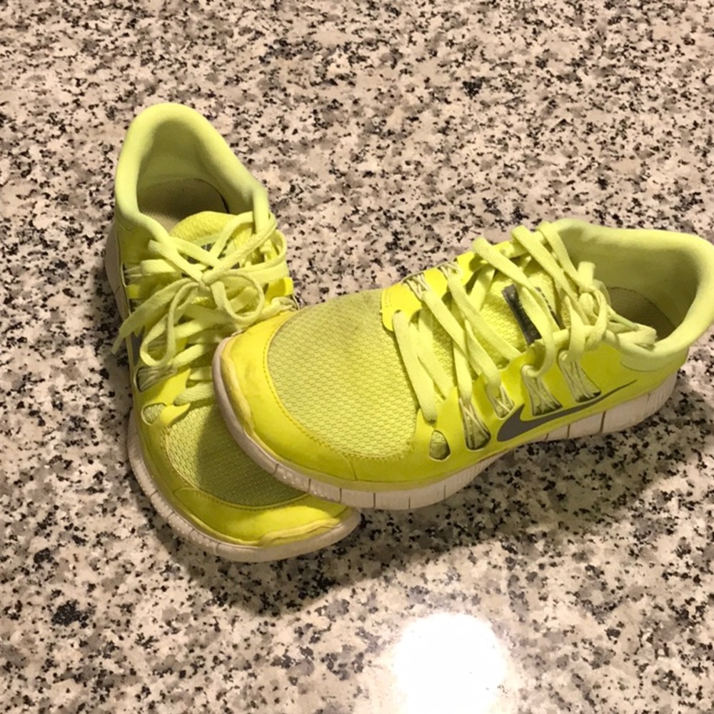 Nike Free Run 5.0 Sneakers